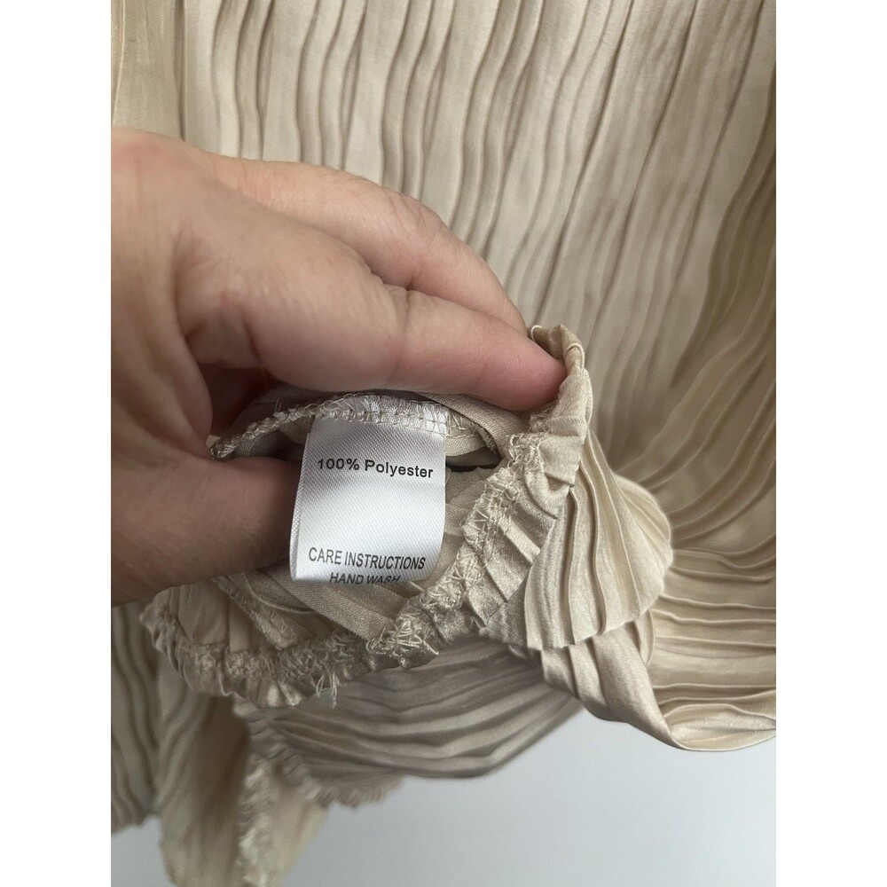 GRACE + EMMA Women’s Top Ivory Blouse Pleated Size XL Square Neck Pullover - Picture 8 of 13